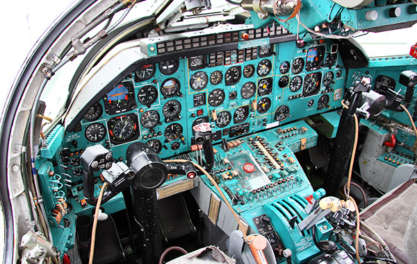 tu22-cockpit.jpg