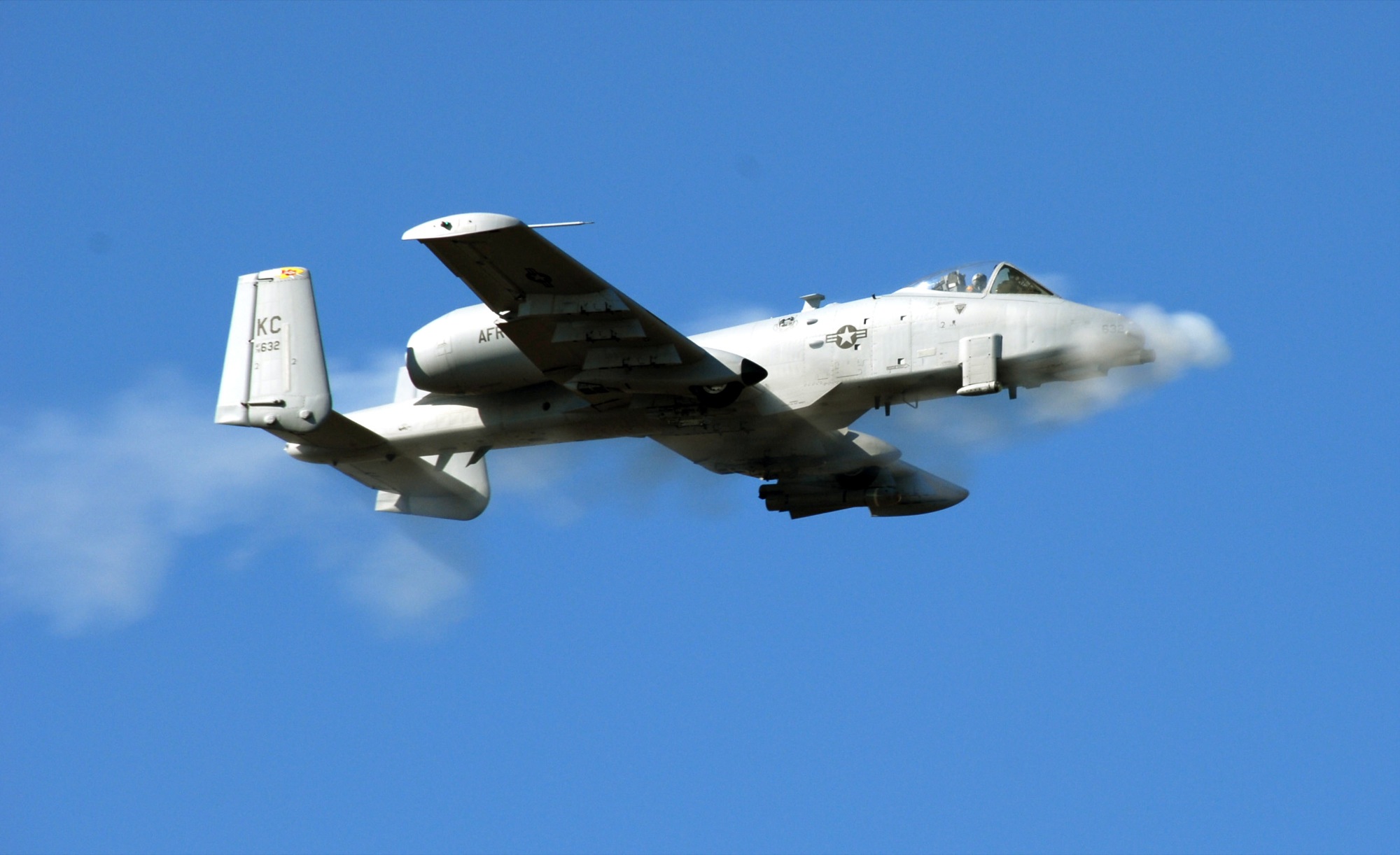 a10hawgsmoke_4_20081020.jpg