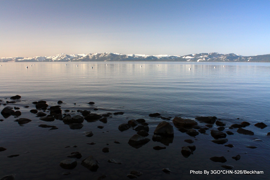 �峿��Lake Tahoe��ѩɽ