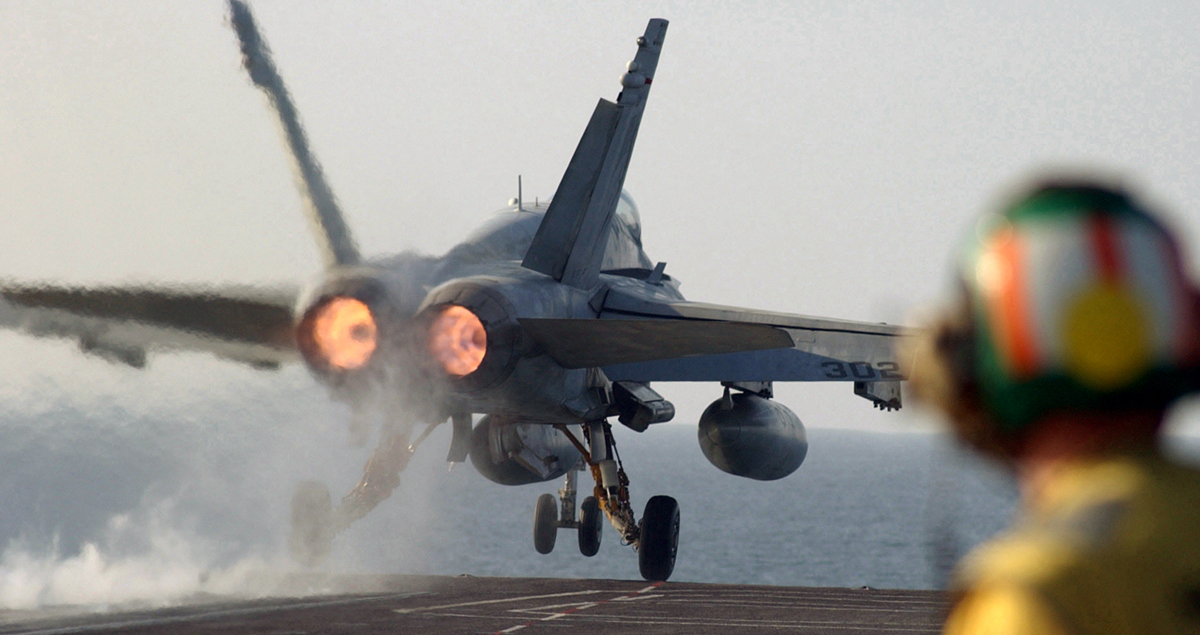 F18-2.jpg